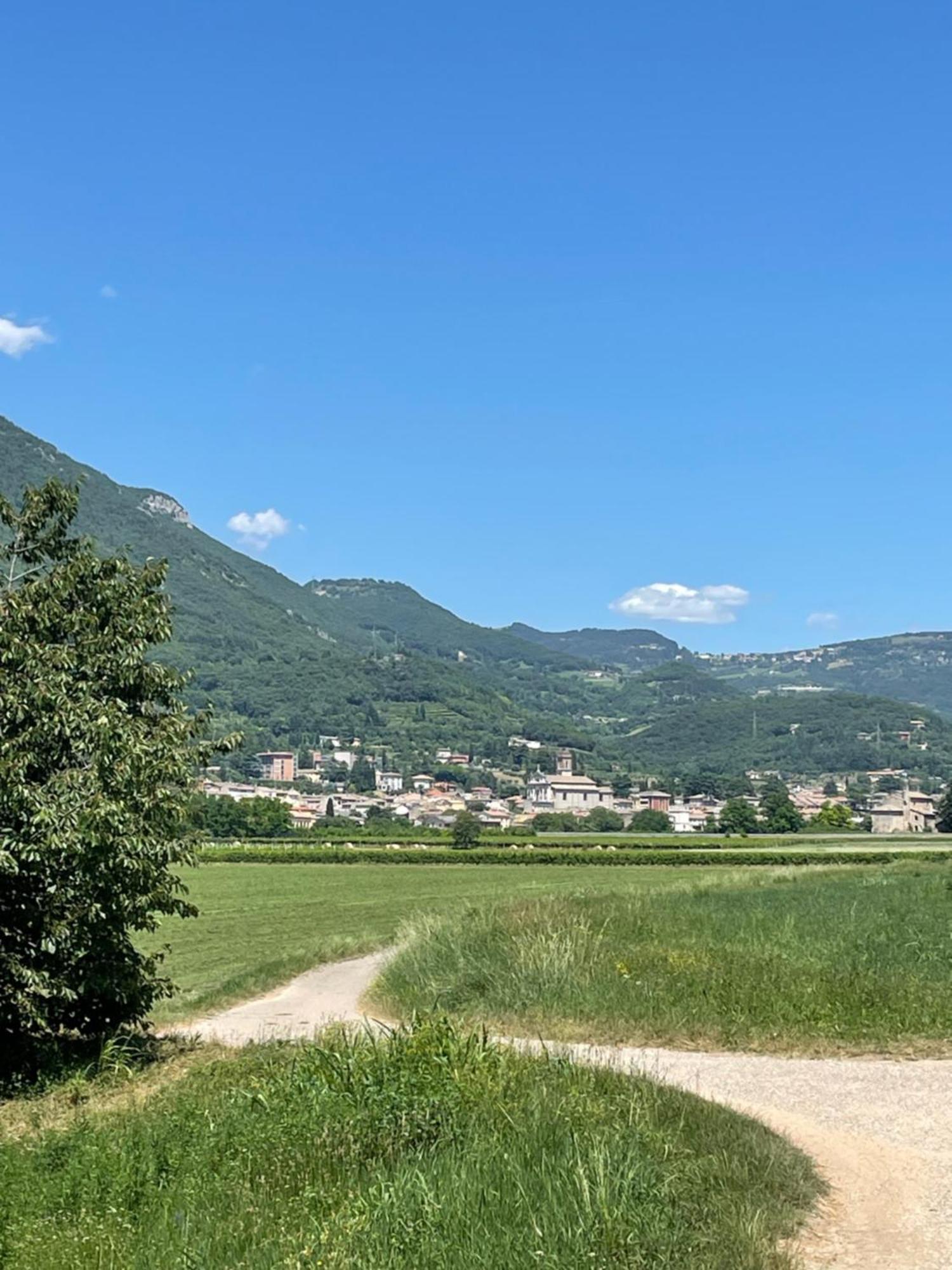 La Casa In Collina Appartement Caprino Veronese Buitenkant foto